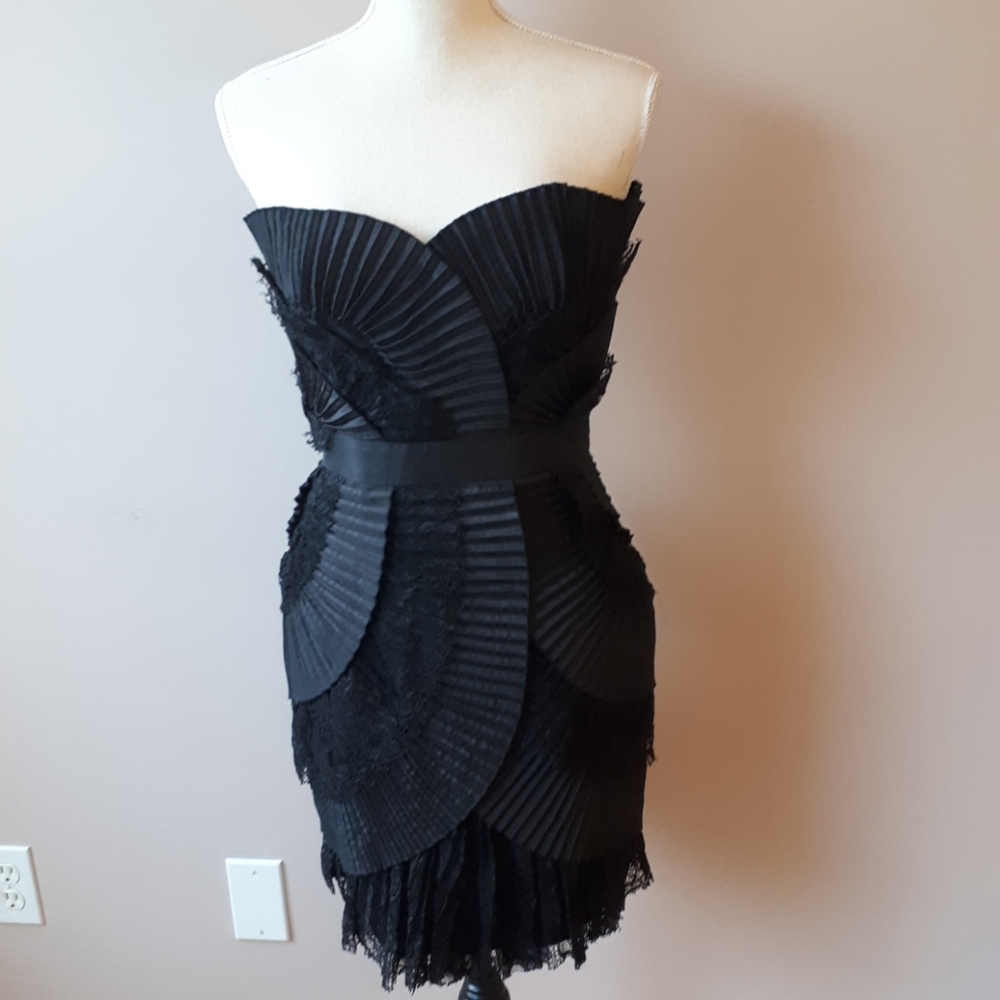 Laundry By Shelli Segal Elegant Black Strapless Dress